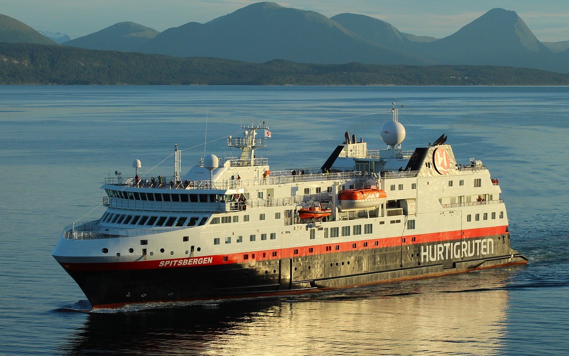 Hurtigruten Bergen-Molde Hurtigruten Bergen-Molde