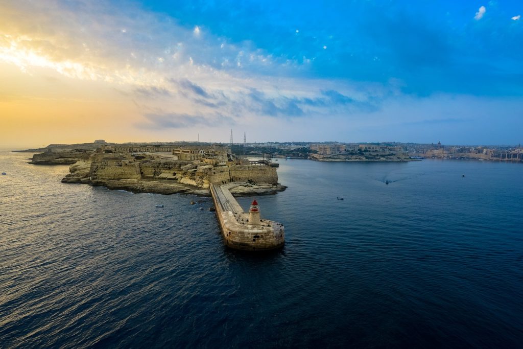 Vuurtoren Malta zonsondergang Vuurtoren Malta zonsondergang
